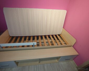 Posteľ+regál+ skriňa - 2