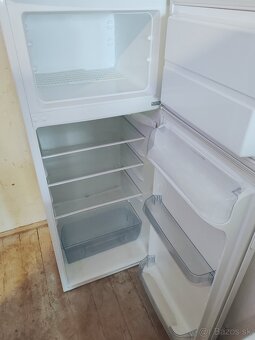 Predám chladničku Electrolux 141cm - 2