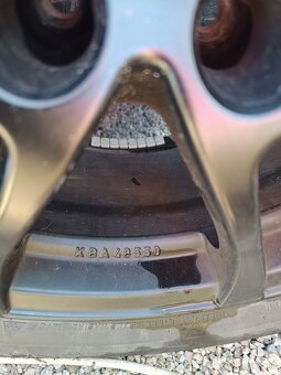 Pneumatiky letné 255/60R18 + disky - 2