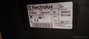 vysavac Electrolux 
vykonny - 2