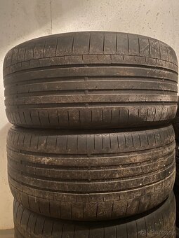 285/40 r22 - 2