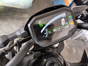 Kawasaki Z650 - 2