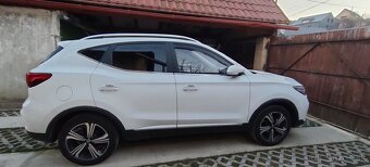 Predám SUV MG ZS 1,5 BENZÍN - 2