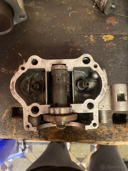 Hlava valec x moto 250 - 2