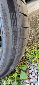 225/40/18 LETNE PNEU - 2