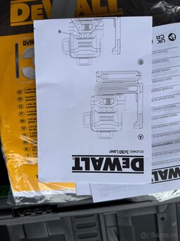 Predám DeWALT Laser - 2