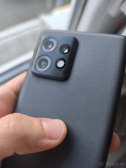 Predam Motorola Edge 40 Pro 12/256 flagship - 2