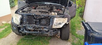 Mitsubishi Pajero - 2