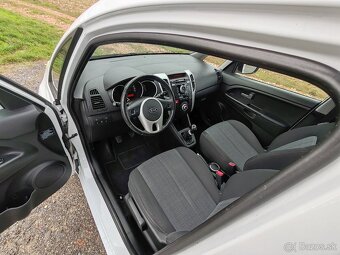 Kia Venga - 2