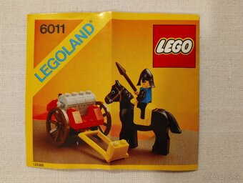 LEGO Castle 6011 Black Knight's Treasure - 2