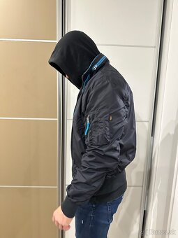 Predám bomberu Alpha Industries modrá - 2