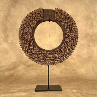 Tolai kmeňové nákrčníky z nassa mušlí - Papua Nová Guinea - 2