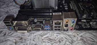 GIGABYTE GA-F2A88X-D3H / INZERÁT PLATÍ DO ZMAZANIA - 2