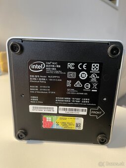 Intel Nuc 5PPYH 1,6GHz, 4GB RAM, 250GB a Win 10 PRO - 2