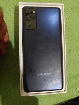 Samsung galaxy s20 fe - 2