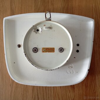 starožitné keramické hodiny Junghans. - 2