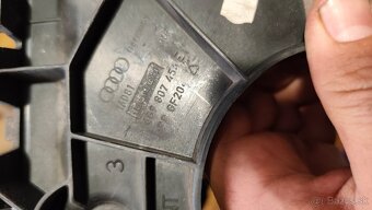 Pravy drziak A6 C7 4G9807454E - 2