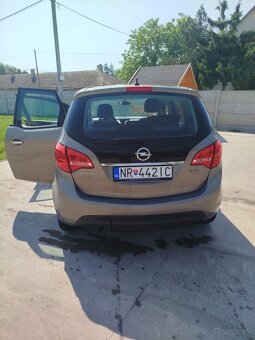 Opel Meriva B - 2