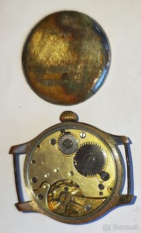 Staré hodinky značené OMEGA - 2