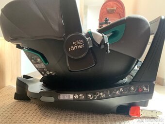 Vajíčko / Autosedačka / Podstavec Britax Römer (Baby Safe) - 2