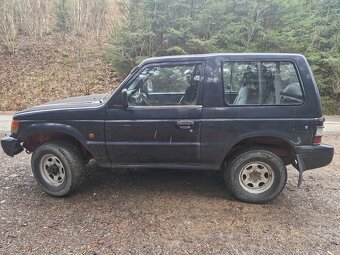 Mitsibishi Pajero - 2