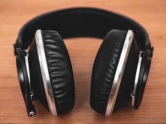 AKG K812 - 2