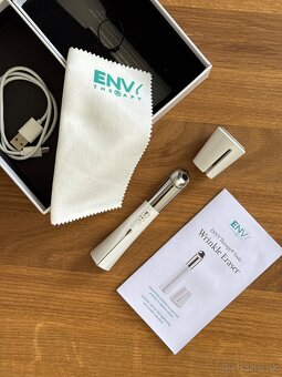ENVY Led therapy - 2