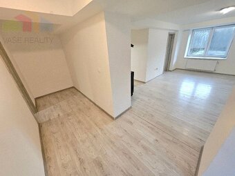 3 izbový byt Bánovce nad Bebravou /CENTRUM/ 57 m2/ S POZEMKO - 2