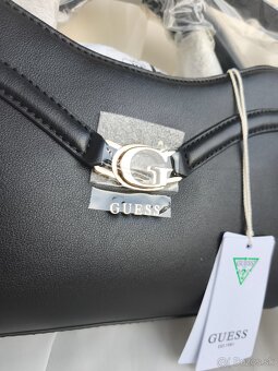 Čierna kabelka zn. Guess - 2