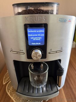 Kávovar Krups na opravu - 2