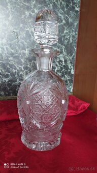 Karafa a poháre - 2