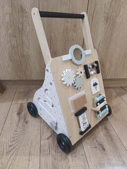 Chodítko s aktivitami - 2