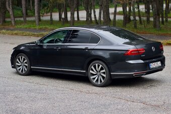 Volkswagen Passat 2.0 TDI, R-Line, 12 186 Eur bez DPH - 2