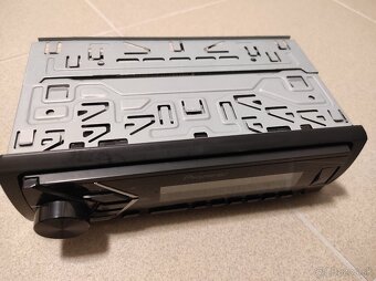 autorário Pioneer MVH-S100UBG - 2