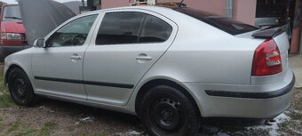 Rozpredám Škodu Octavia 2 sedan - 2