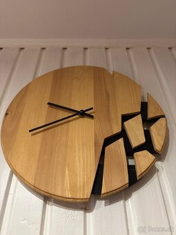 Nástenné hodiny - 2