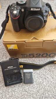 Nikon D5200 - 2