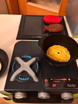 Smoby kuchynka s prislusenstvom - 2