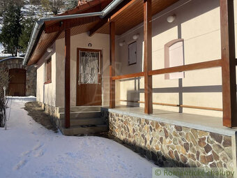 Zrekonštruovaná chalupa v obci Háj - 2