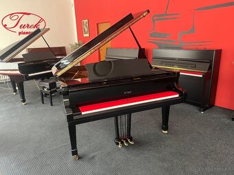 Zánovní klavir Petrof model V  - 159 cm - 2