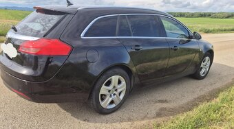 Opel Insignia ST - 2
