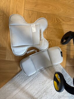 Doona autosedačka plus isofix - 2