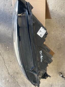 Volkswagen touran svetlo 5TB 941 005 - 2