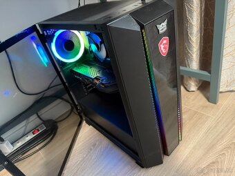 Herný PC + zakr. monitor 27" Philips + prémiové prísl. - 2