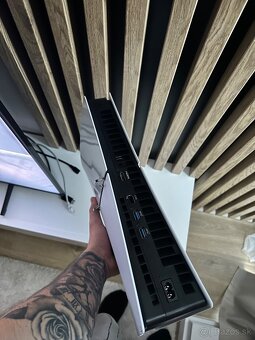 Playstation 5 Digital Slim - 2