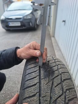 Zimné pneumatiky 205 /55 r 16 - 2