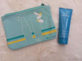 Telové mlieko Davidoff a kozmeticka taštička Yves Rocher - 2