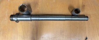 Hriadel vretena na sustruh sv 18 r - 2