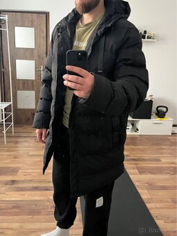 Pánska dlhá zimná bunda s kapucňou - 2