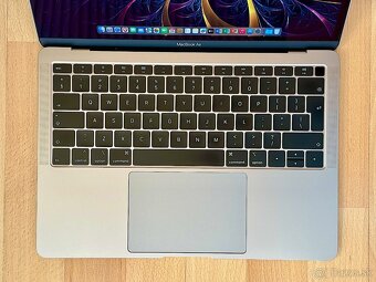 MacBook Air 13", typ A1932, Výdrž batérie 6 hod. - 2